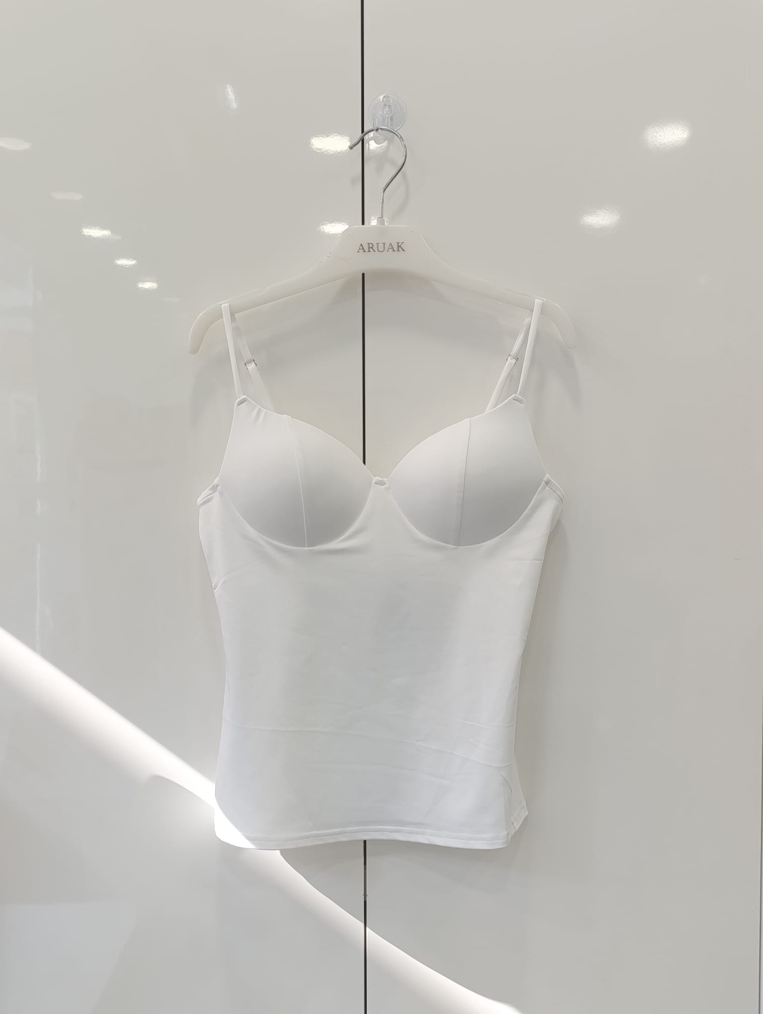 https://bo.aruak.pt/FileUploads/produtos/mulher/tops/img-20260711-wa0009.jpg