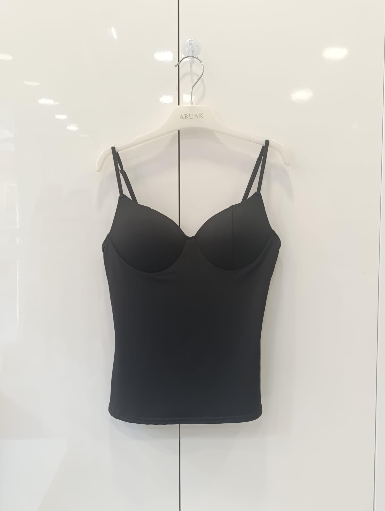 https://bo.aruak.pt/FileUploads/produtos/mulher/tops/img-20260711-wa0011.jpg