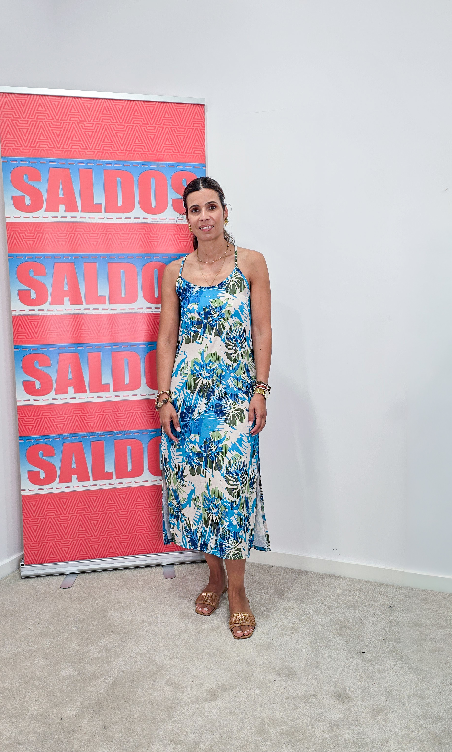 https://bo.aruak.pt/FileUploads/produtos/mulher/vestidos/20260721_162057.jpg