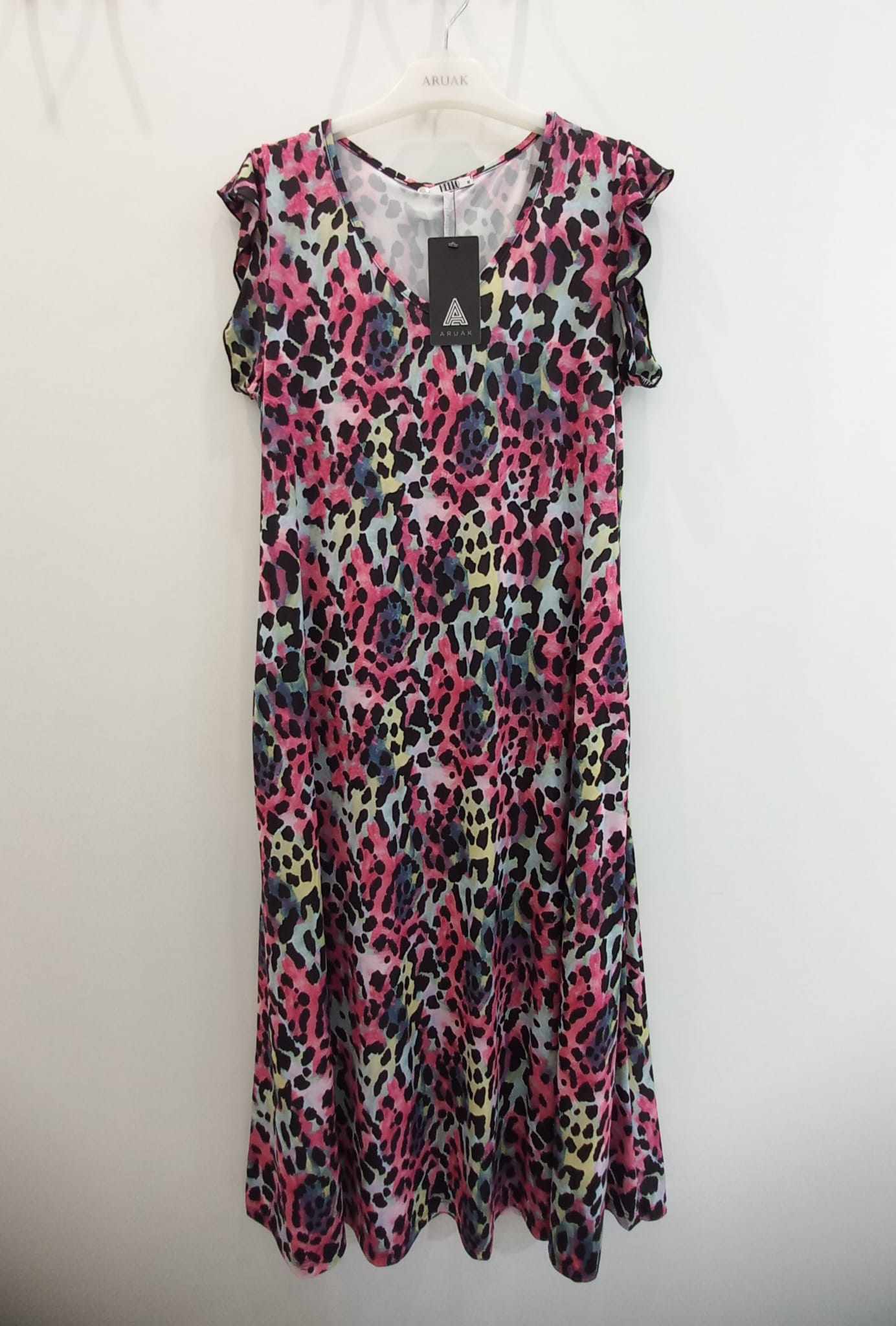 https://bo.aruak.pt/FileUploads/produtos/mulher/vestidos/a1dac2f1-a942-40c1-a9c0-959d327f057c.jpg