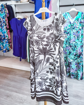 https://bo.aruak.pt/FileUploads/produtos/mulher/vestidos/img-20250502-wa0054_thumb.jpg
