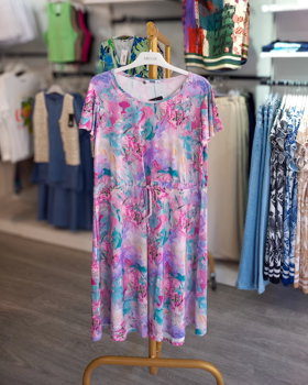 https://bo.aruak.pt/FileUploads/produtos/mulher/vestidos/img-20250528-wa0034_thumb.jpg