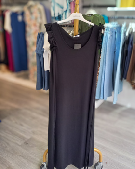 https://bo.aruak.pt/FileUploads/produtos/mulher/vestidos/img-20250624-wa0003_thumb.jpg