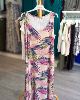 https://bo.aruak.pt/FileUploads/produtos/mulher/vestidos/img-20250715-wa0059_thumb.jpg
