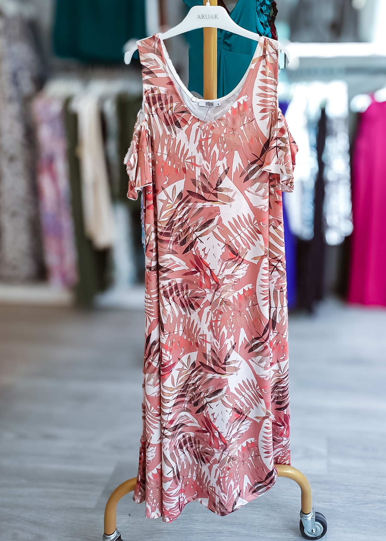 https://bo.aruak.pt/FileUploads/produtos/mulher/vestidos/img-20250723-wa0014-1.jpg