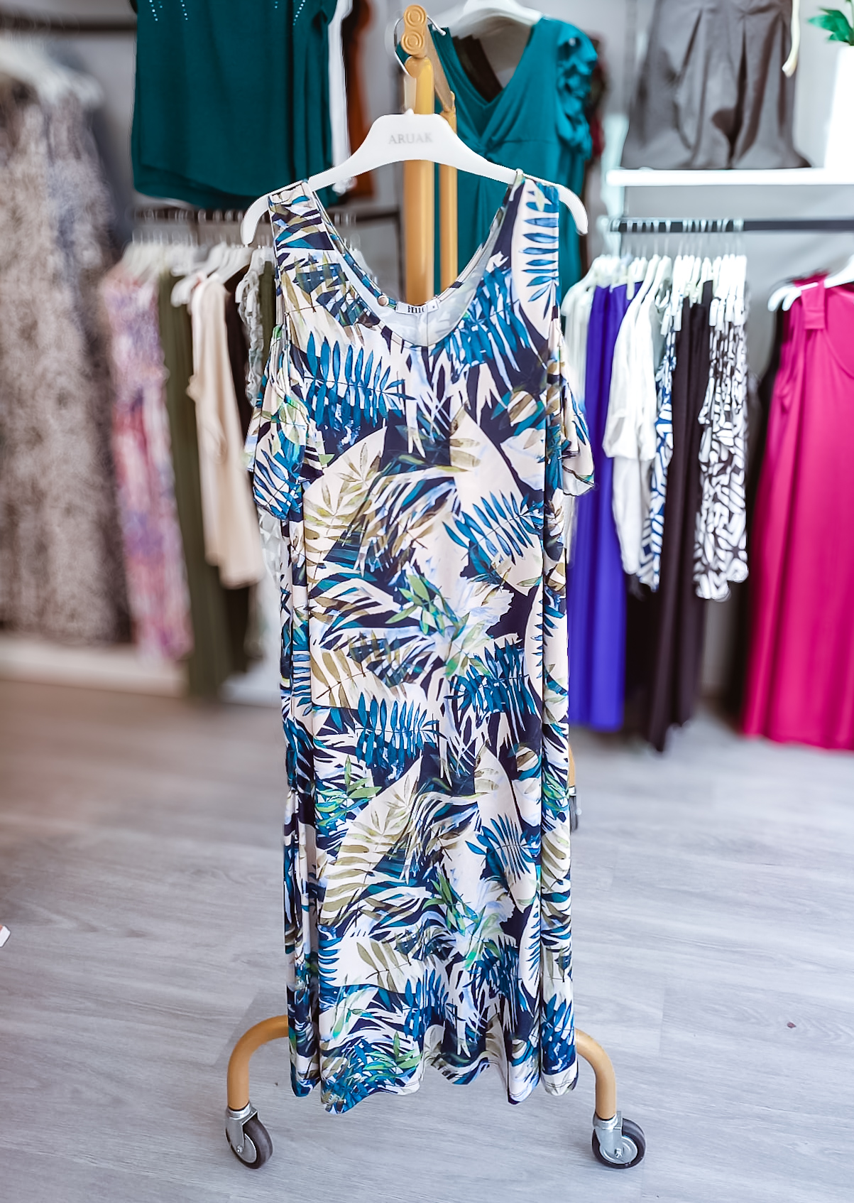 https://bo.aruak.pt/FileUploads/produtos/mulher/vestidos/img-20250723-wa0017-1.jpg