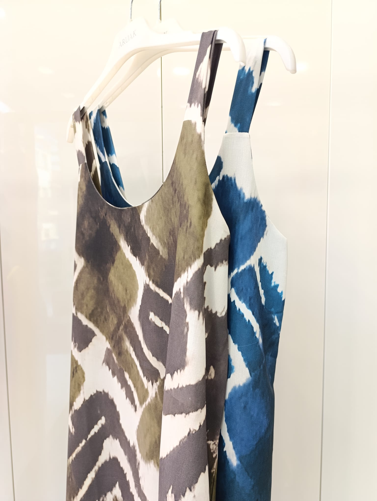 https://bo.aruak.pt/FileUploads/produtos/mulher/vestidos/img-20260617-wa0037.jpg