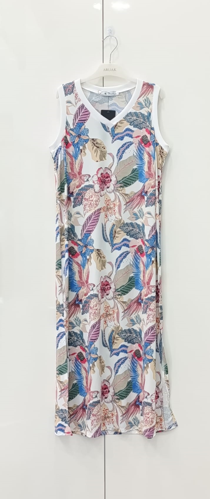 https://bo.aruak.pt/FileUploads/produtos/mulher/vestidos/img-20260629-wa0045-2.jpg