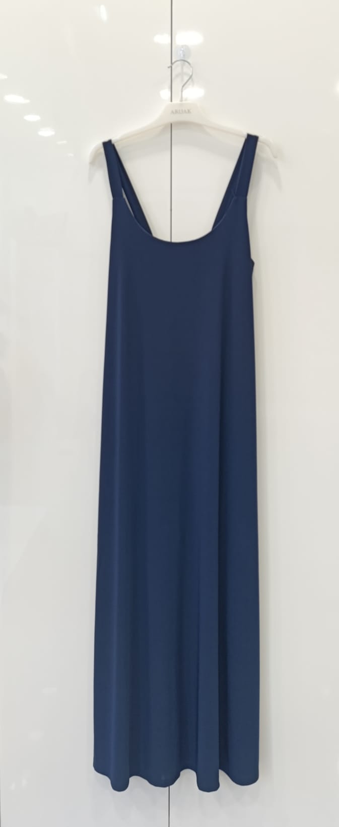 https://bo.aruak.pt/FileUploads/produtos/mulher/vestidos/img-20260630-wa0034.jpg