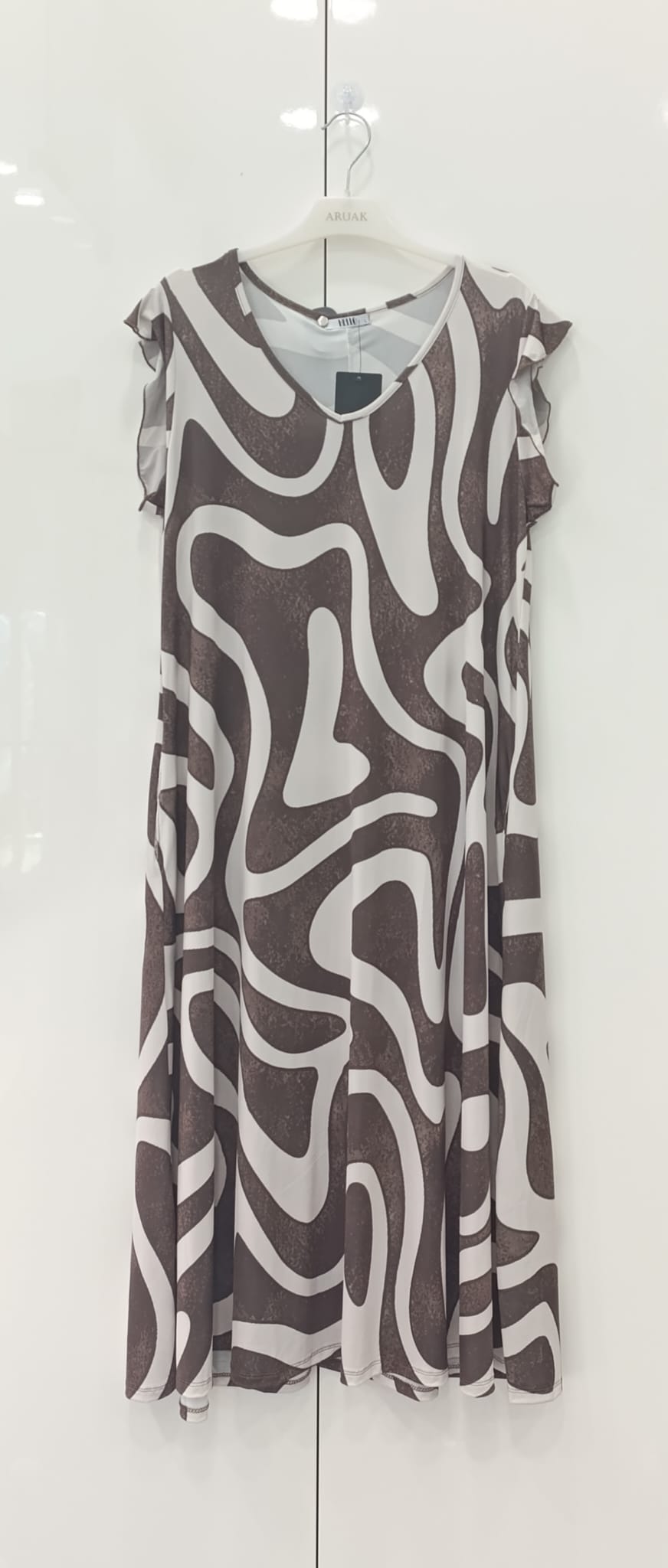 https://bo.aruak.pt/FileUploads/produtos/mulher/vestidos/img-20260711-wa0020.jpg