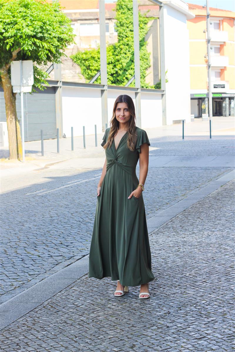 https://bo.aruak.pt/FileUploads/produtos/mulher/vestidos/img_0900-custom.jpg