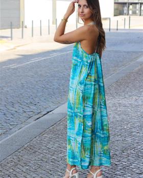 https://bo.aruak.pt/FileUploads/produtos/mulher/vestidos/img_0934-custom_thumb.jpg