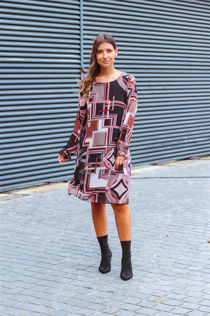 https://bo.aruak.pt/FileUploads/produtos/mulher/vestidos/img_4893-custom.jpg