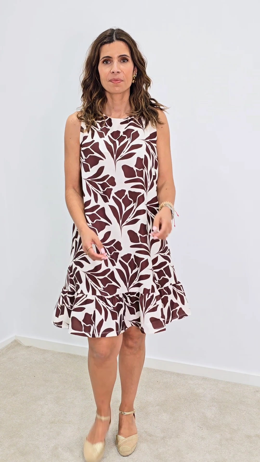 https://bo.aruak.pt/FileUploads/produtos/mulher/vestidos/inshot_20260605_2227134664-2.jpg