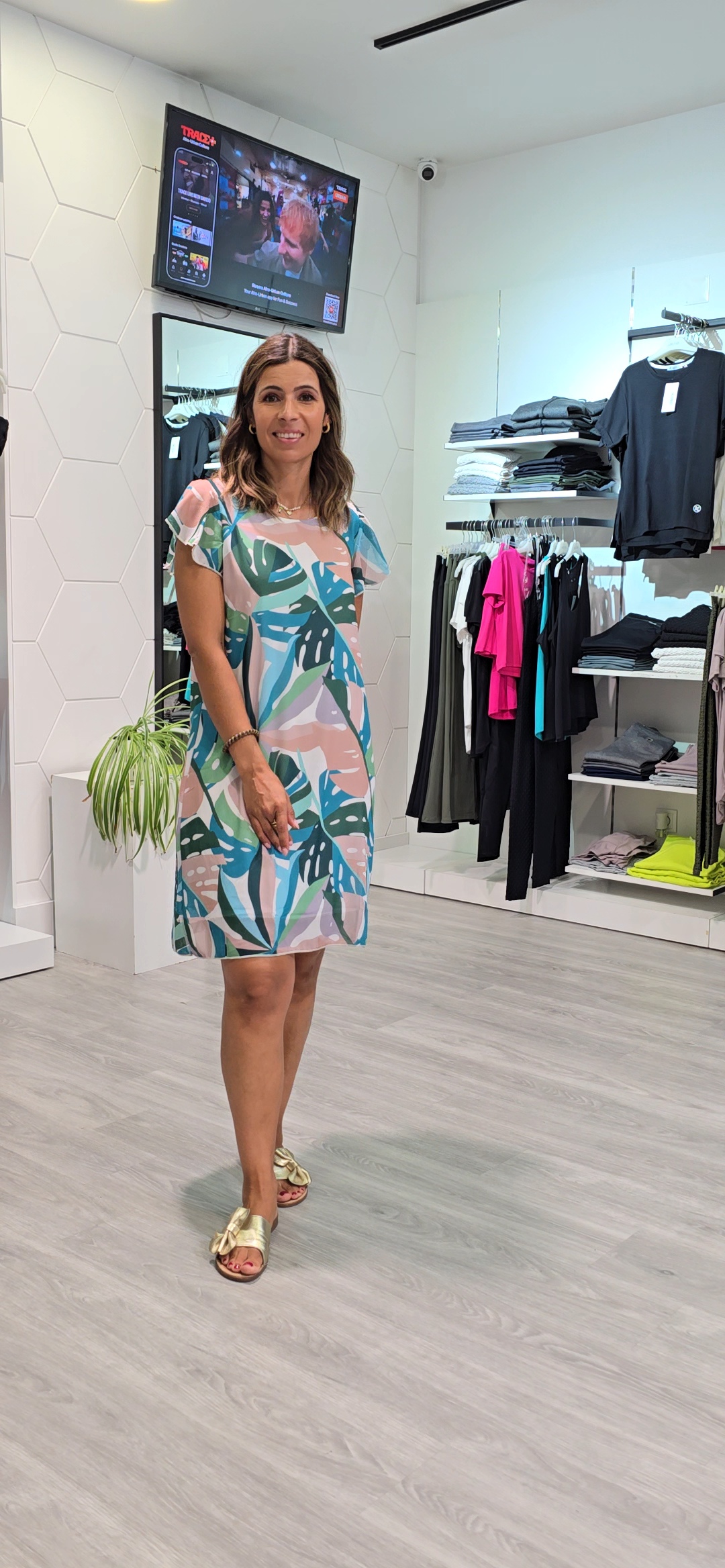 https://bo.aruak.pt/FileUploads/produtos/mulher/vestidos/videocapture_20250808-161456.jpg